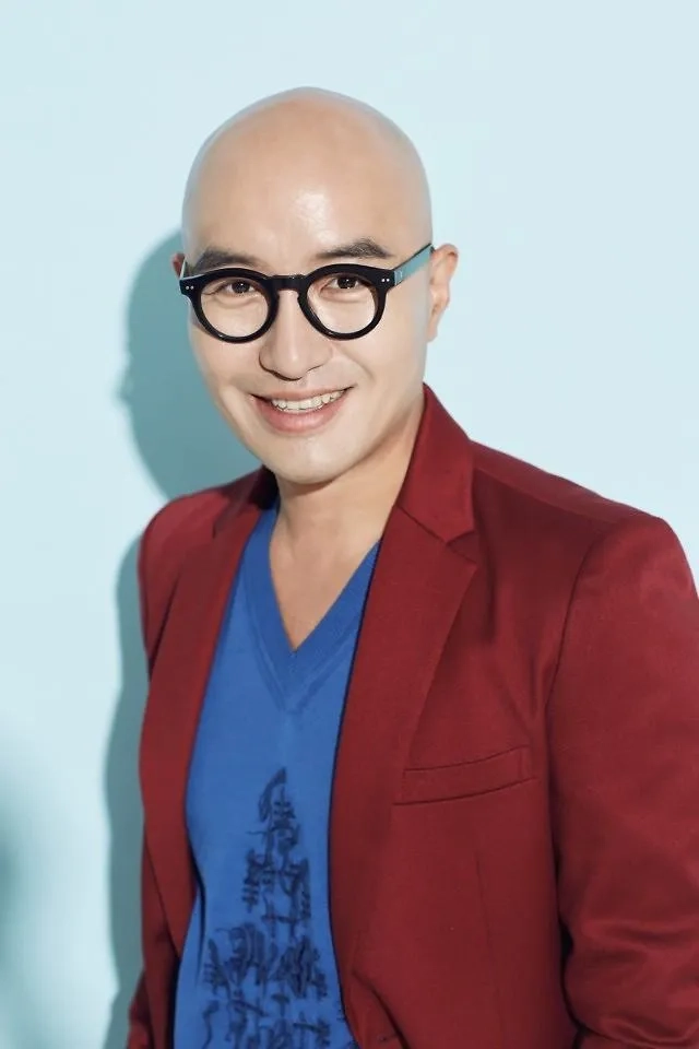 홍석천
